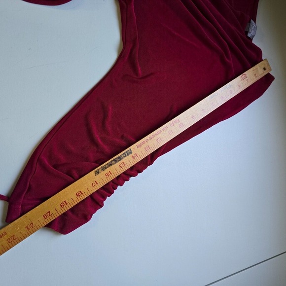 Chicos Travelers Cold Shoulder Top Womens Large Red Slinky Ruched Party Holiday - Picture 11 of 12